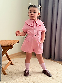 Pembe jean yakalı kalpli şort tulum