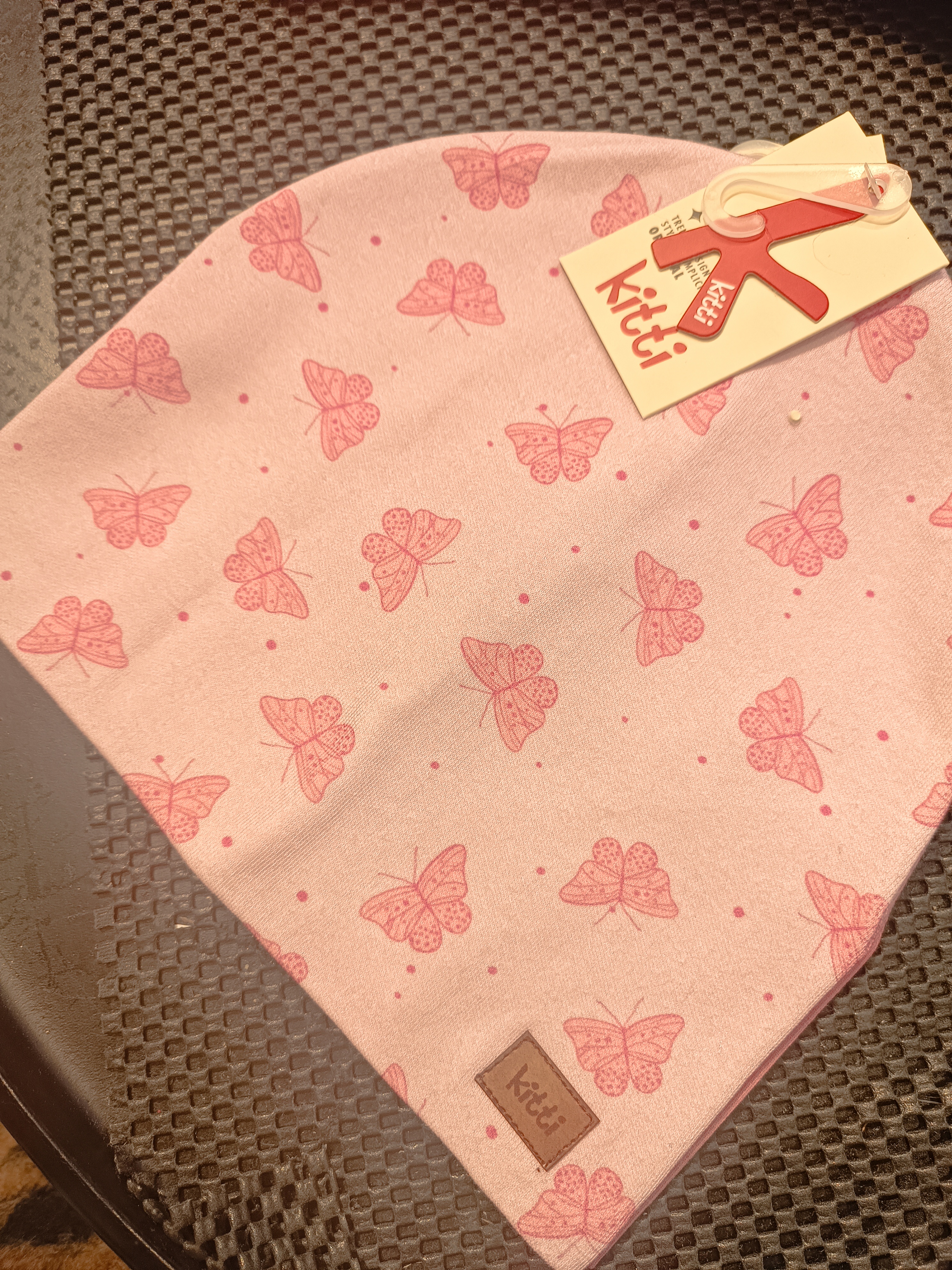 Kız çocuk kelebekli penye bere 4-8 yaş arası