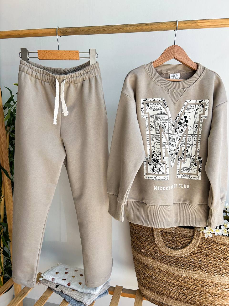 Kız çocuk eşofman takımı bol paça taş rengi